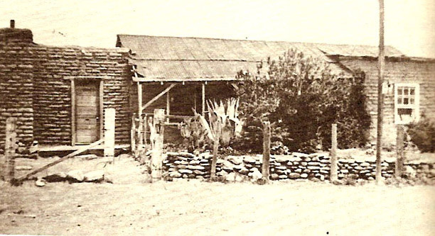 Historic Lowe House in 1915